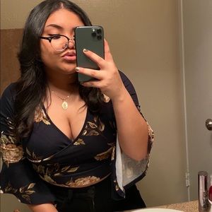 Meet your Posher, Yareli